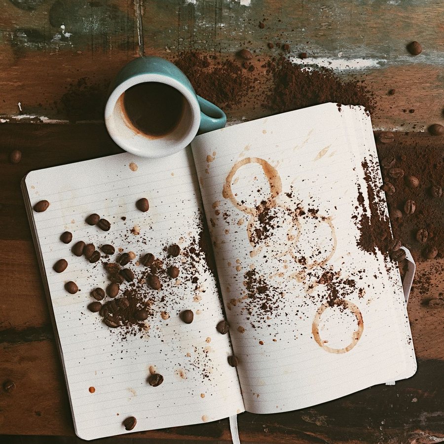 رسم تحضيري وتصميم الخط